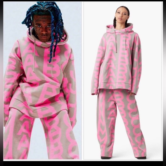 65% OFF!🔥🔥NWT $699 Marc Jacobs Unisex OVERSIZED Logo Drawstring Hoodie - Small - Picture 2 of 7